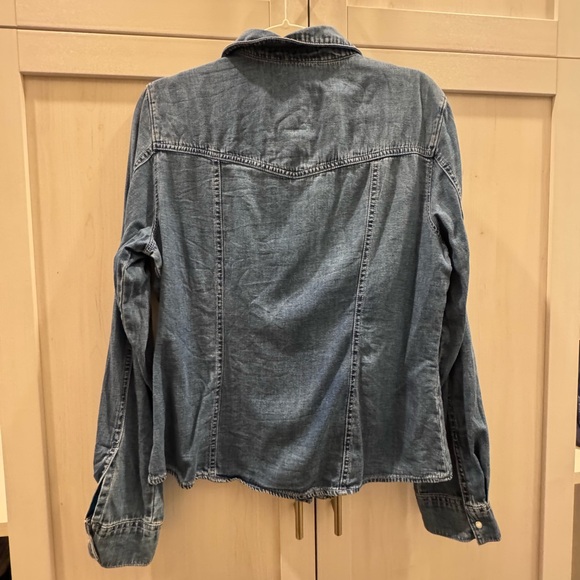 Mango Chest-pocket denim shirt in Blue Medium/XL - Picture 9 of 13